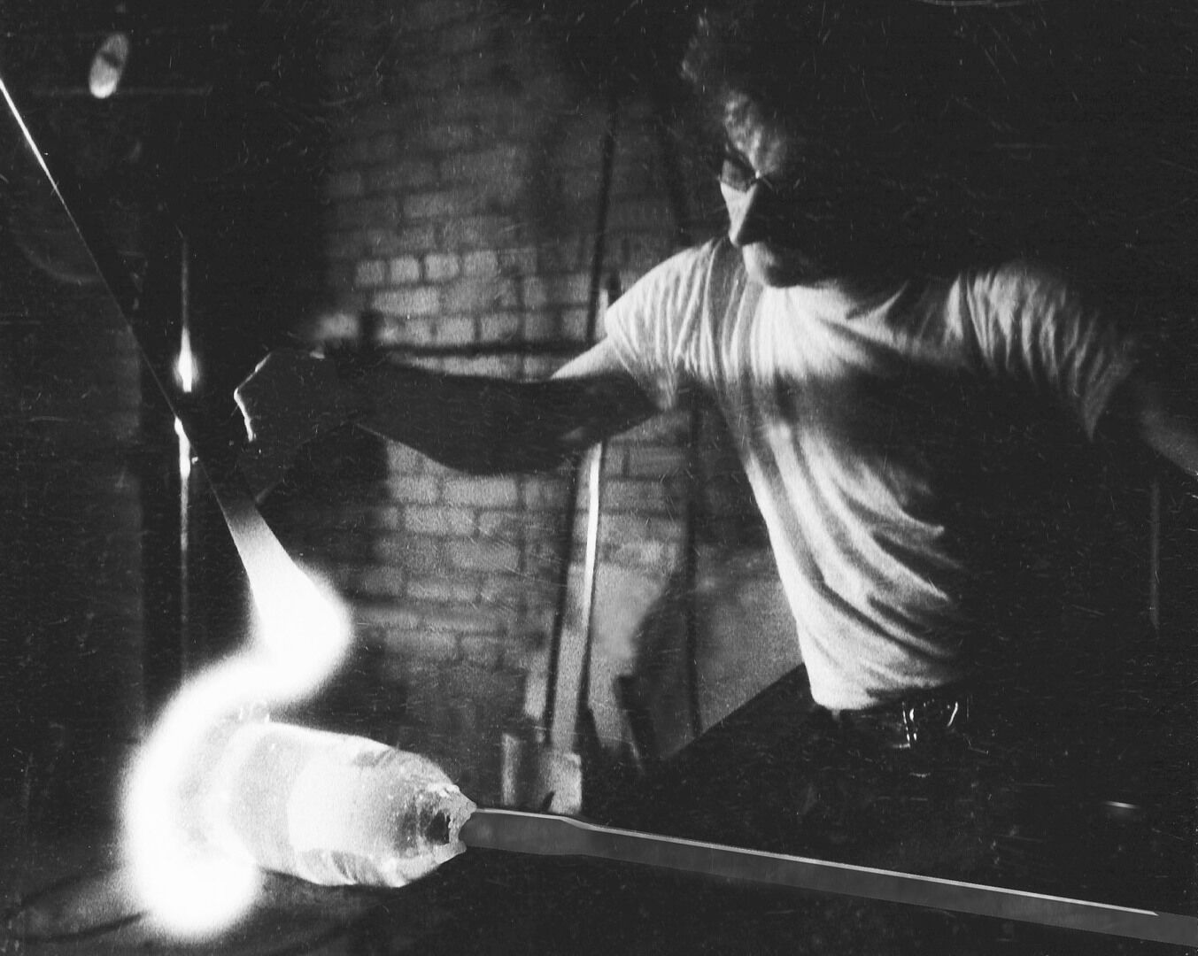 Glowing_glass_blow.jpg